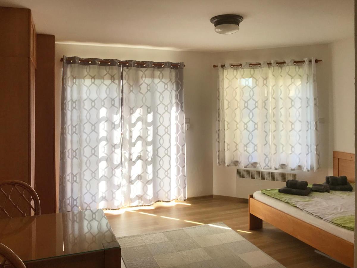 Apartmán HOSÍN Hluboká nad Vltavou Exterior foto
